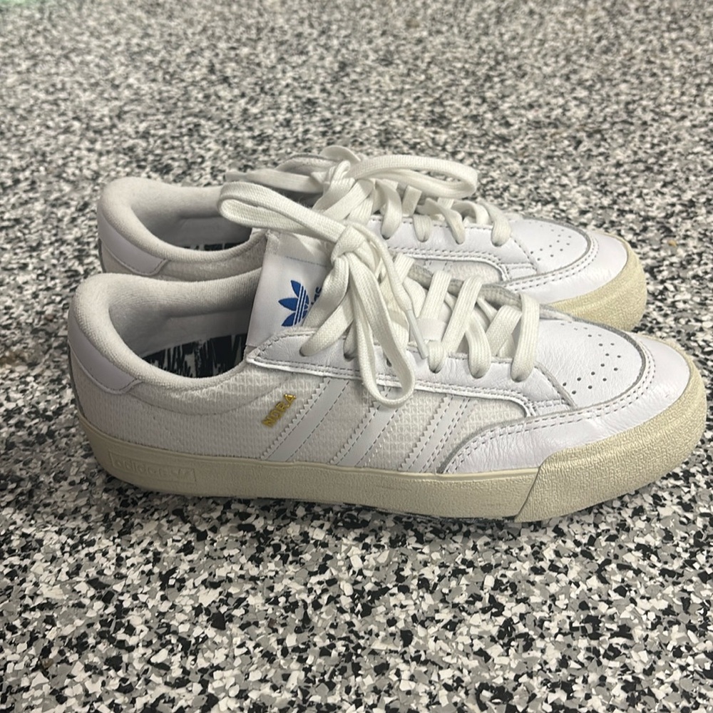 adidas Nora new size5.5
